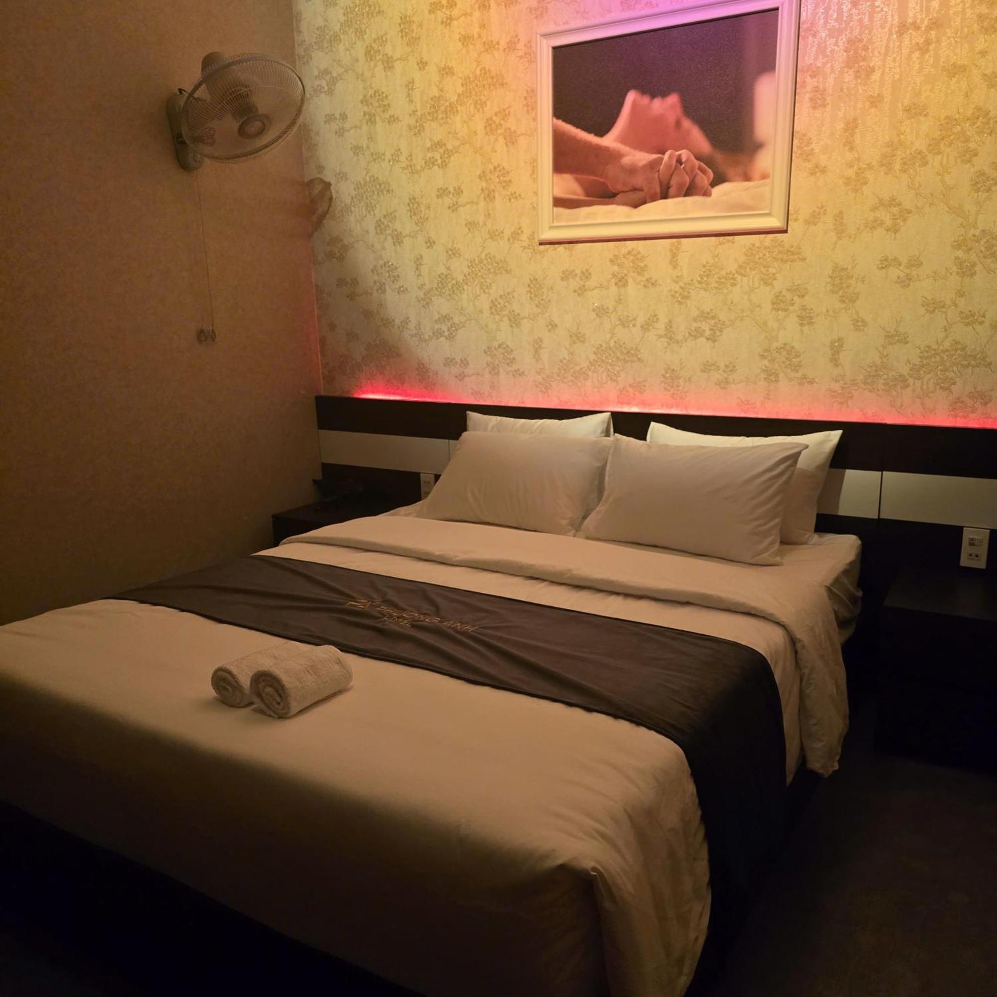 Phuong Anh Hotel Dĩ An 外观 照片